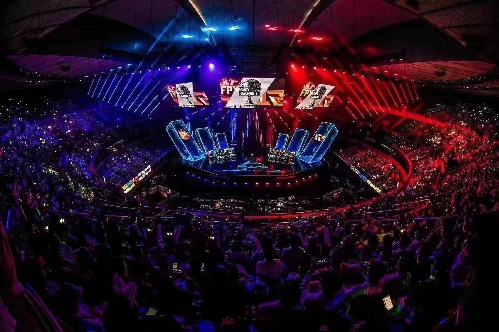 LEC资格赛收视率创历史新高，欧洲观众热情空前